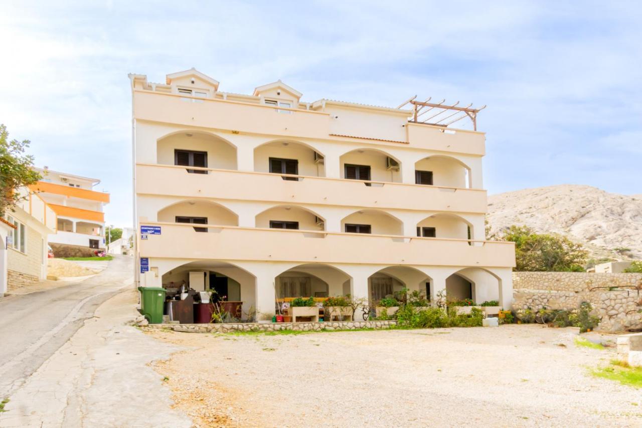 Apartment And Room Bacic Metajna Luaran gambar