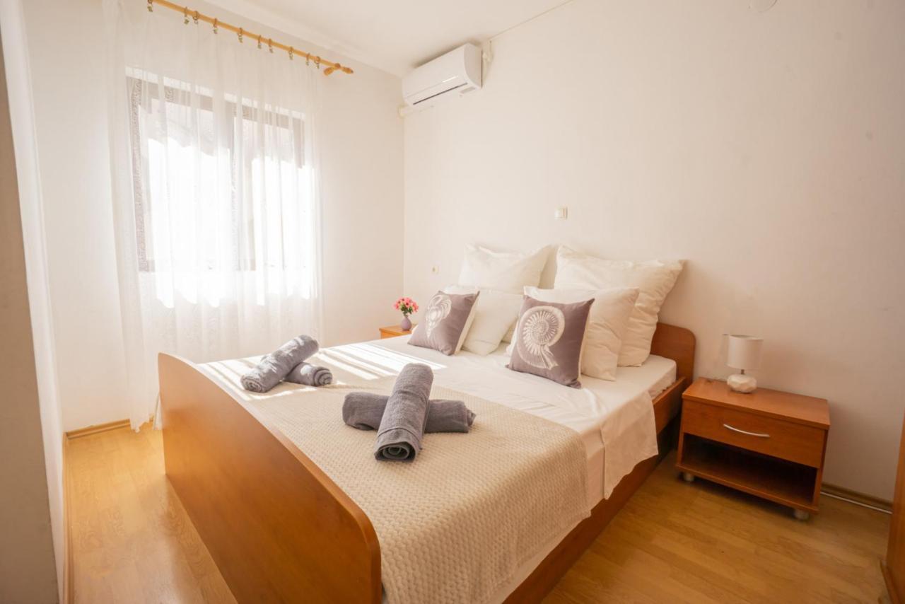 Apartment And Room Bacic Metajna Luaran gambar