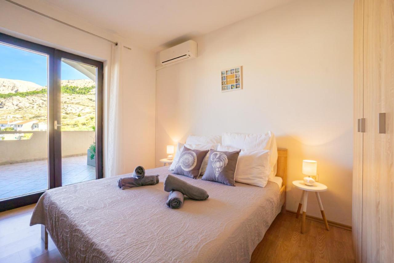 Apartment And Room Bacic Metajna Luaran gambar